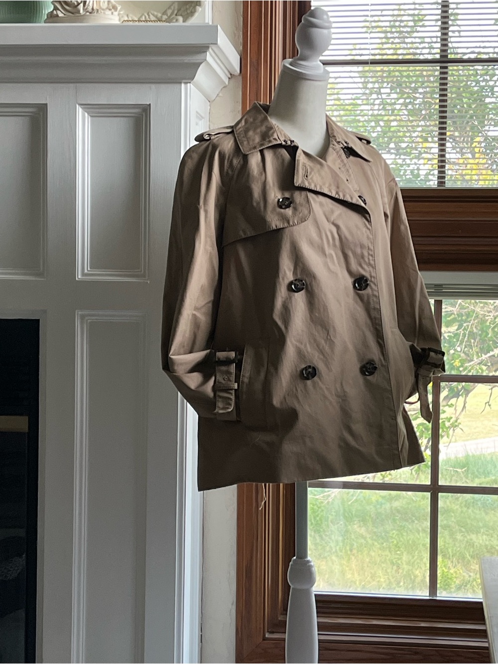 Banana Republic Women’s Tan Double-Breasted Trench Coat SIZE PS